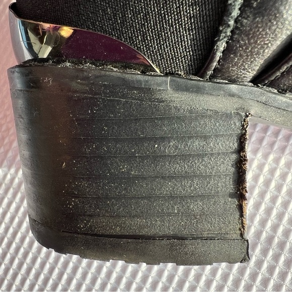 Stuart Weitzman / Pull-On, Chelsea Ankle Boots / Women’s Size 9 - Picture 11 of 12